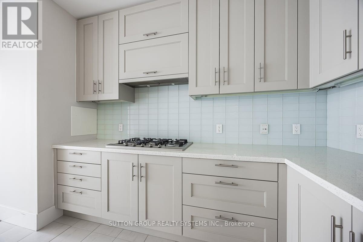1008 - 29 Queens Quay E, Toronto, Ontario  M5E 0A4 - Photo 7 - C13147450