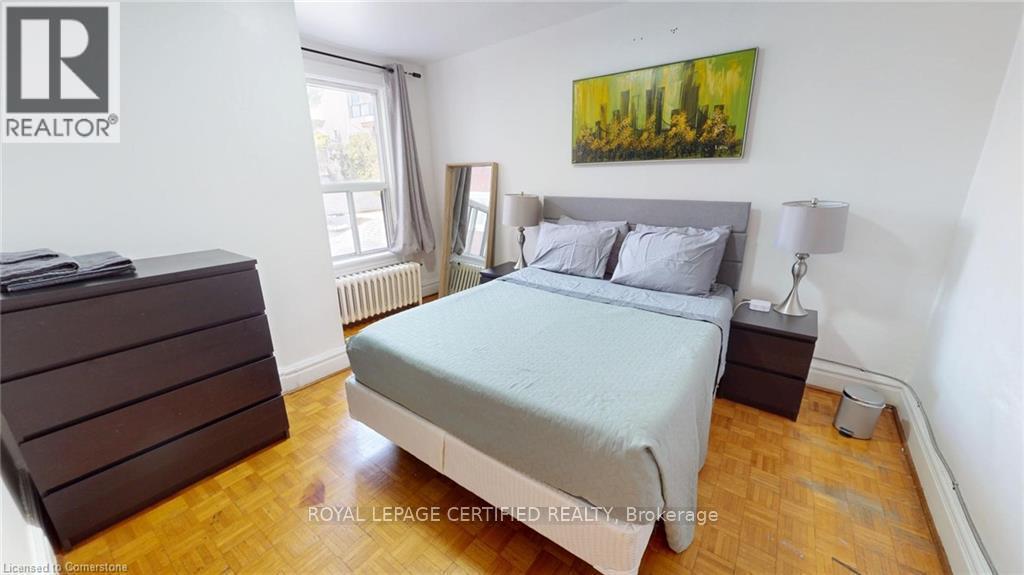 36 Mitchell Avenue, Toronto, Ontario  M6J 1B9 - Photo 12 - C13147470