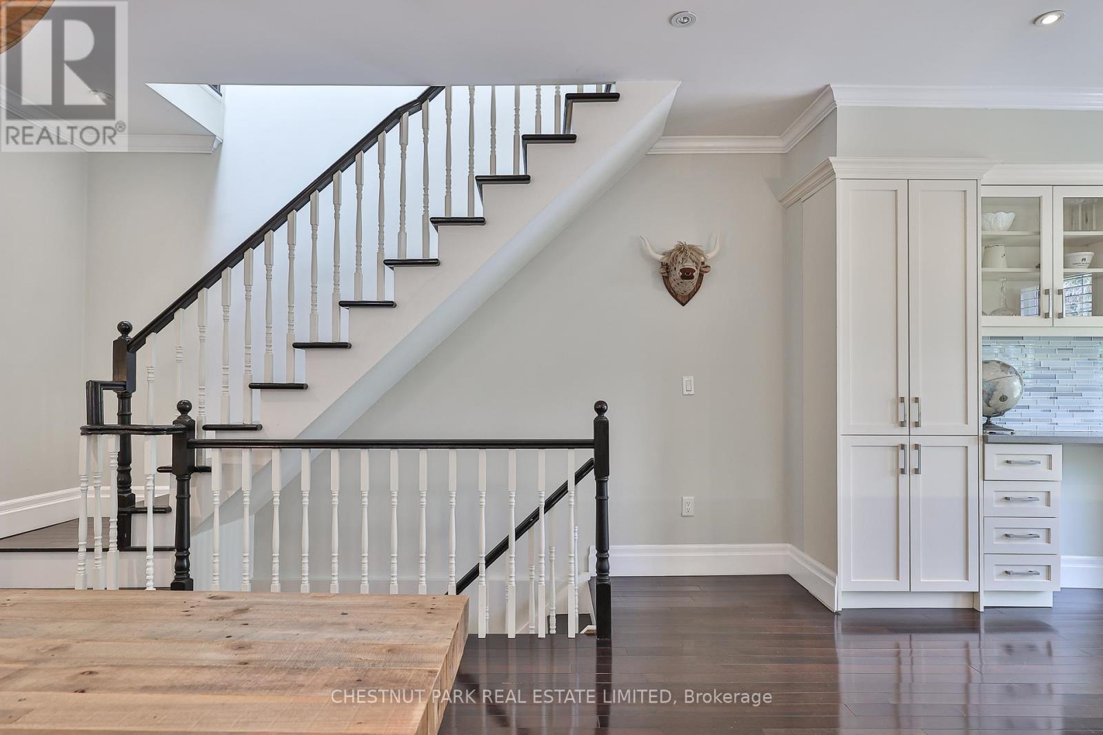 110 Booth Avenue, Toronto, Ontario  M4M 2M4 - Photo 14 - E13147466