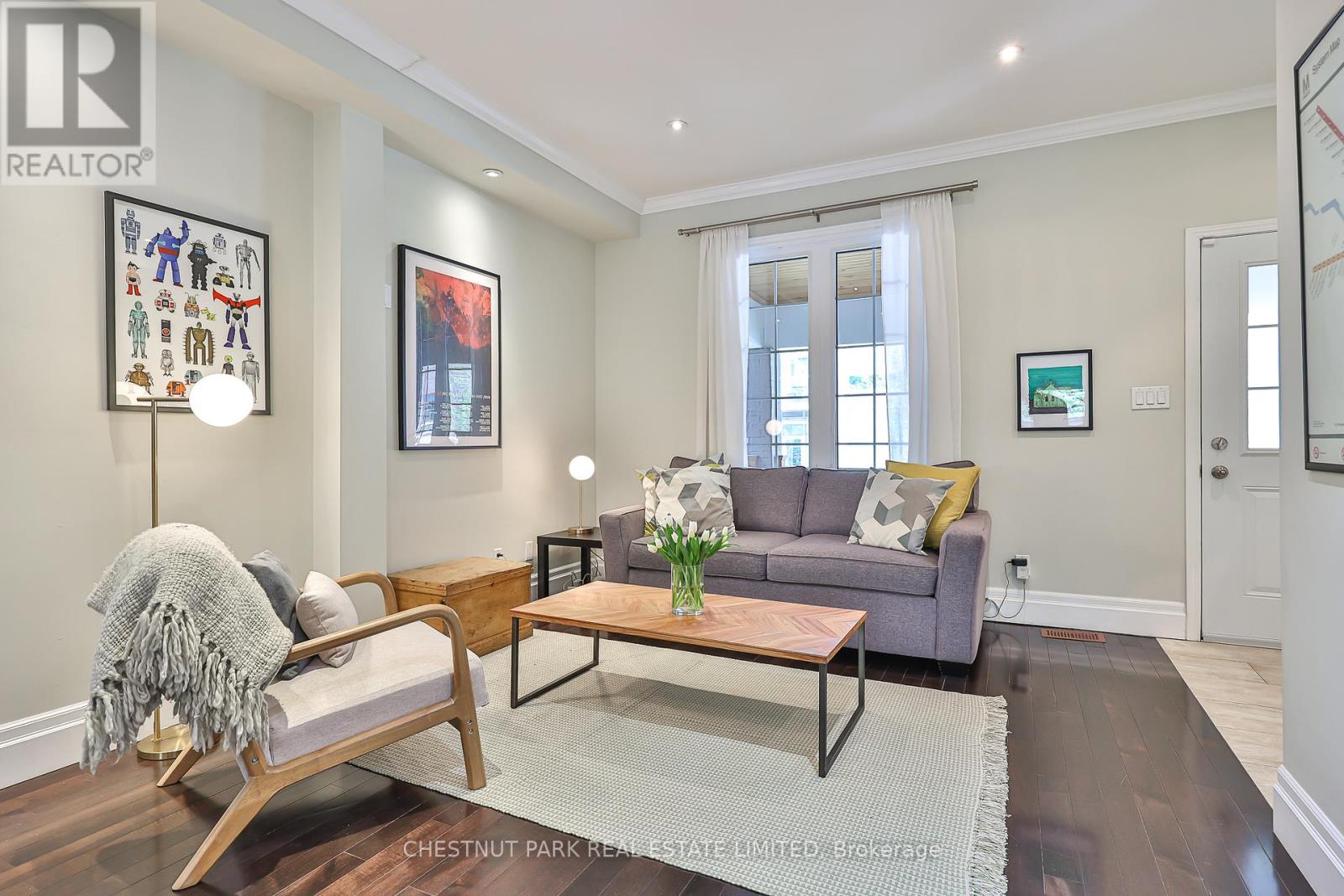 110 Booth Avenue, Toronto, Ontario  M4M 2M4 - Photo 3 - E13147466