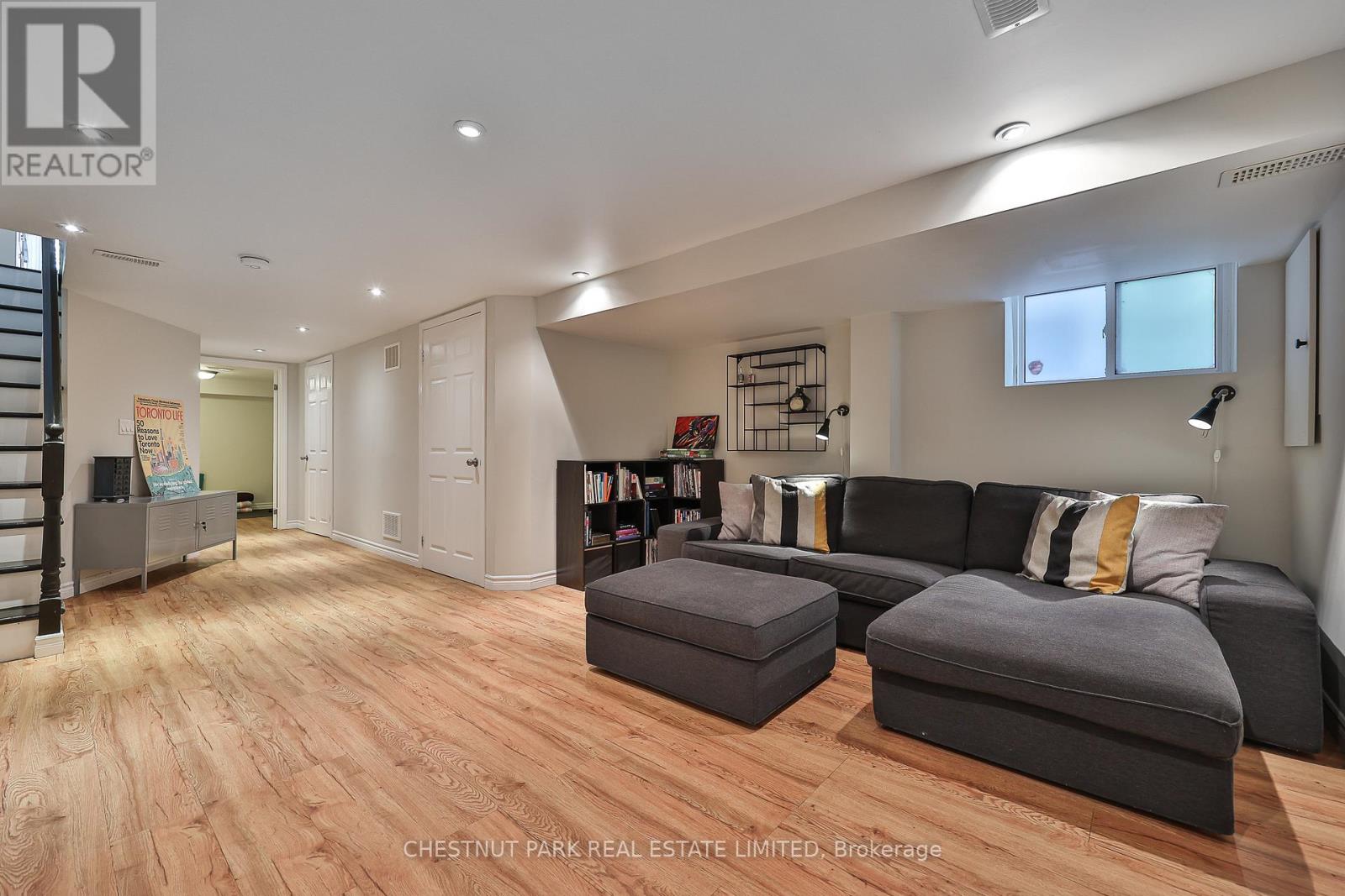 110 Booth Avenue, Toronto, Ontario  M4M 2M4 - Photo 33 - E13147466