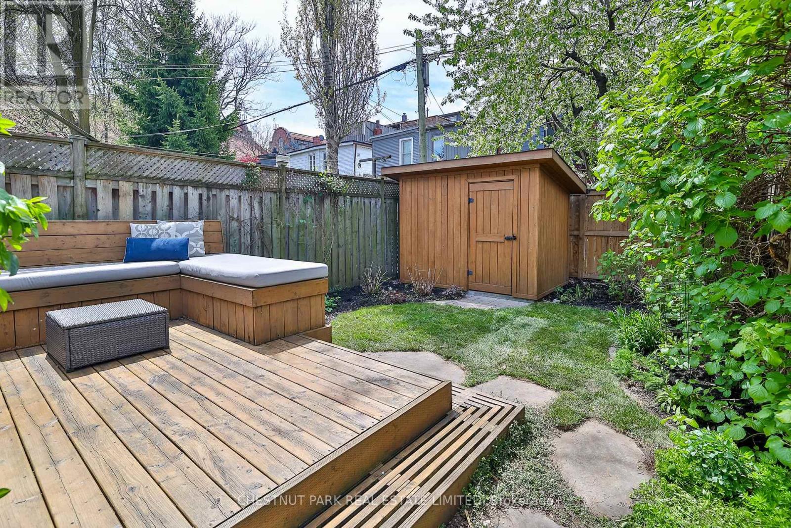 110 Booth Avenue, Toronto, Ontario  M4M 2M4 - Photo 38 - E13147466