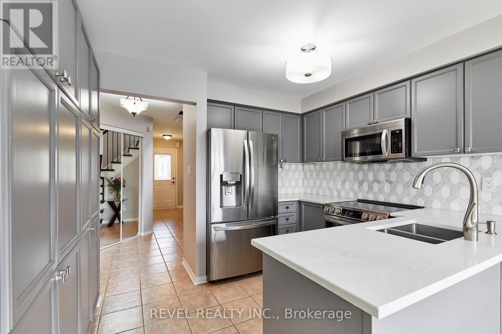 1218 Monica Cook Place, Pickering, Ontario  L1W 4A4 - Photo 11 - E13147468