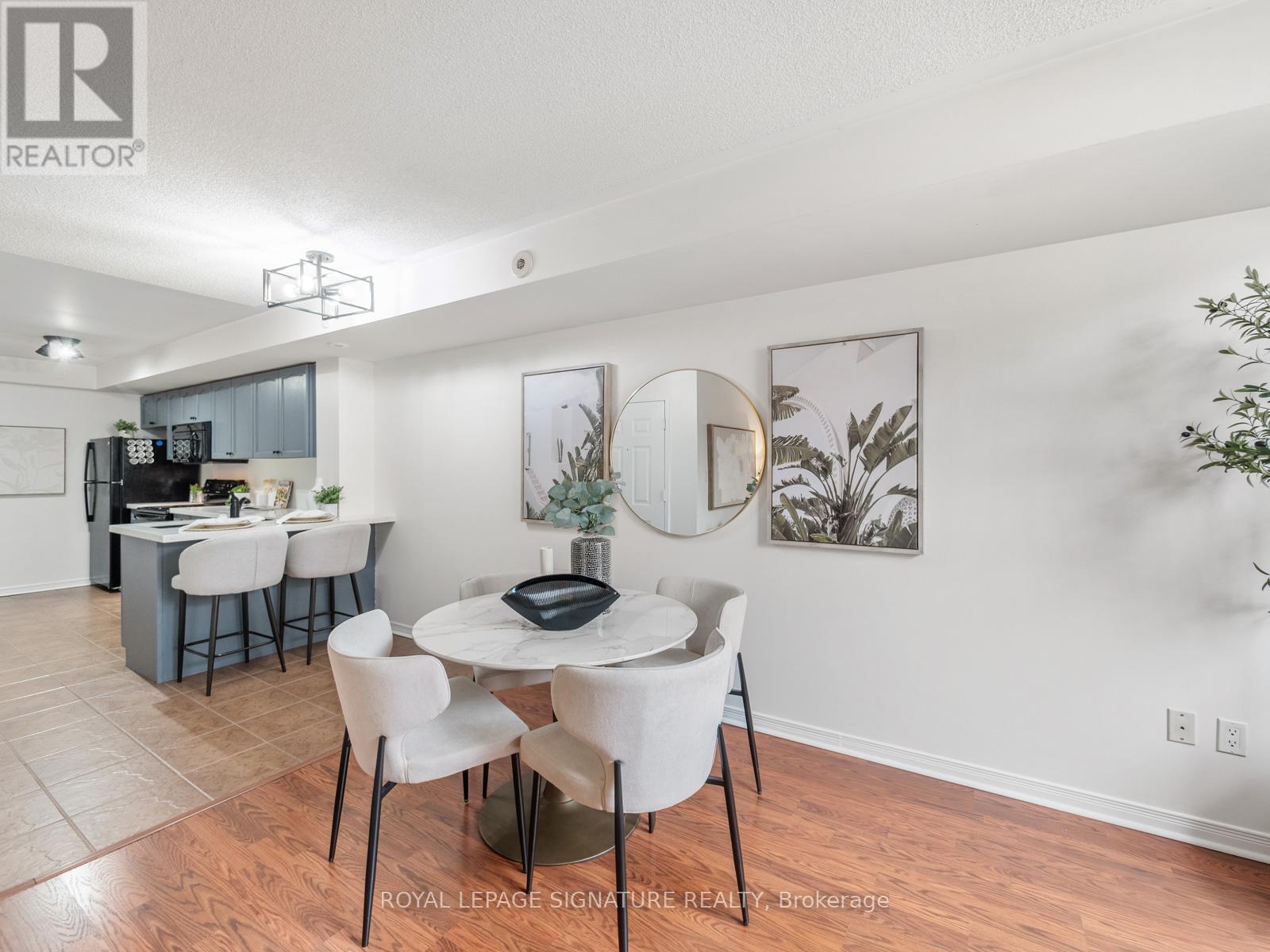 201 - 45 Strangford Lane, Toronto, Ontario  M1L 0E5 - Photo 4 - E13147498