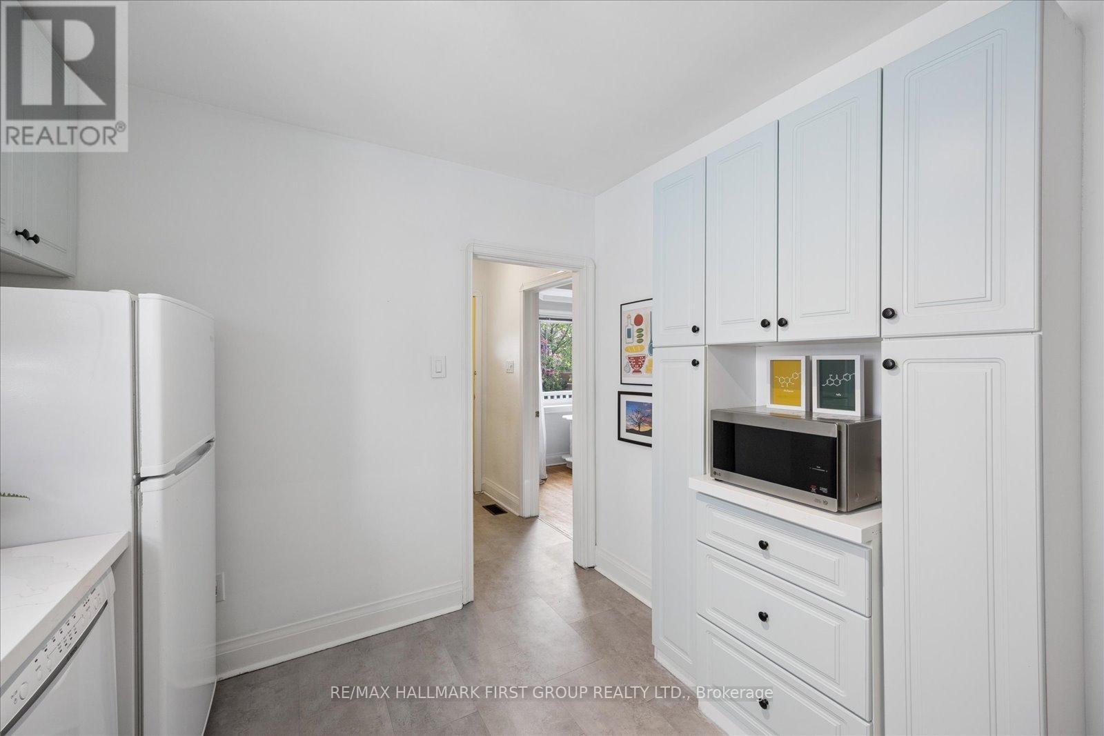31 Machockie Road, Toronto, Ontario M4C 3M5 - Photo 15 - E13147526