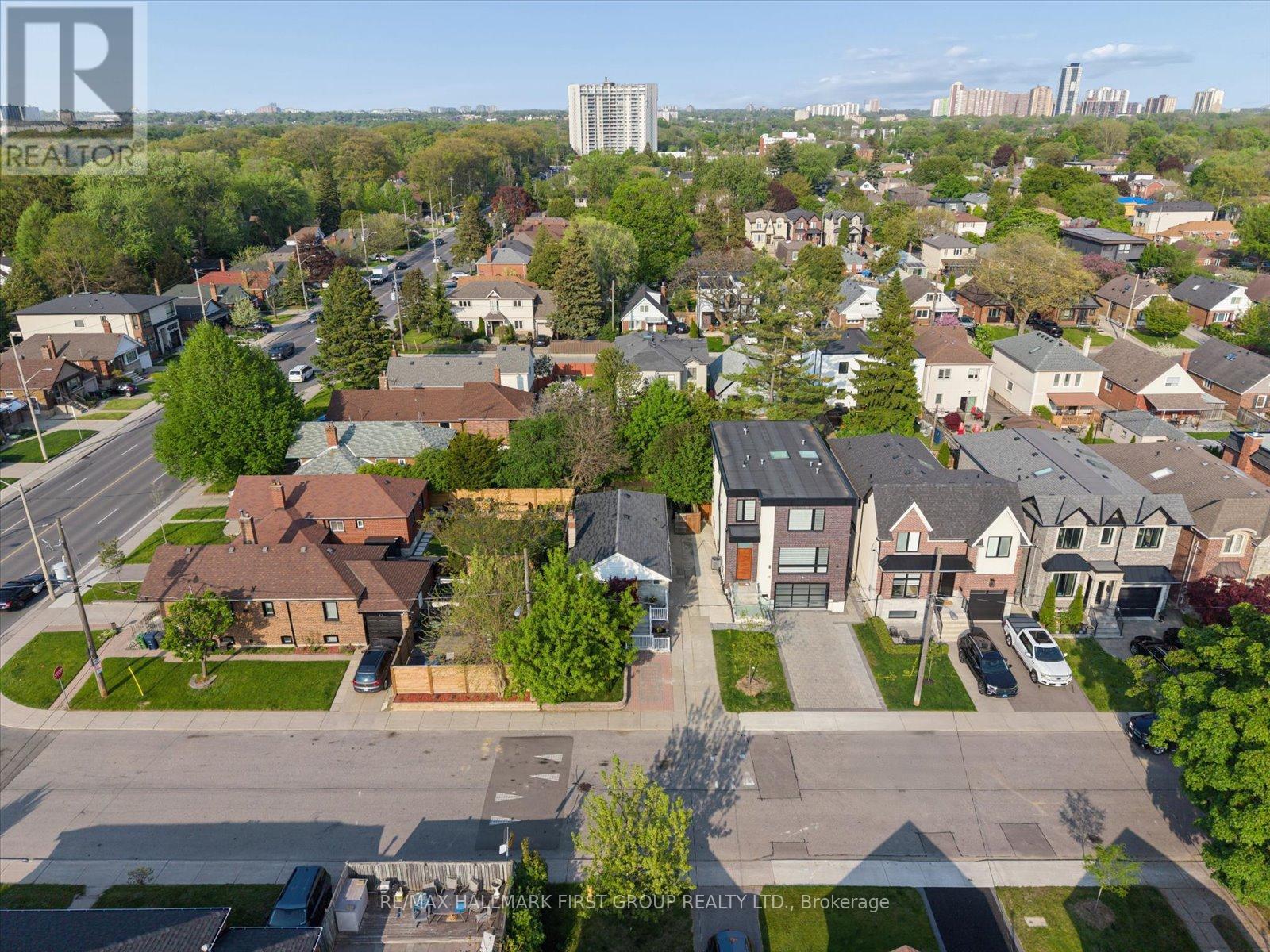 31 Machockie Road, Toronto, Ontario M4C 3M5 - Photo 45 - E13147526