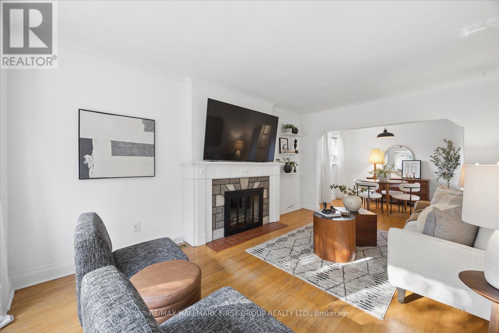 31 Machockie Road, Toronto, Ontario M4C 3M5 - Photo 5 - E13147526