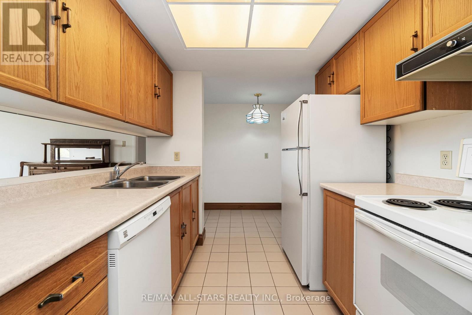 607 - 2 Raymerville Drive, Markham, Ontario  L3P 7N7 - Photo 6 - N13147496