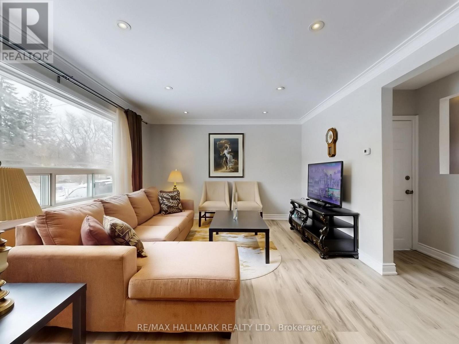 79 Cartier Crescent, Richmond Hill, Ontario  L4C 2N3 - Photo 11 - N13147568