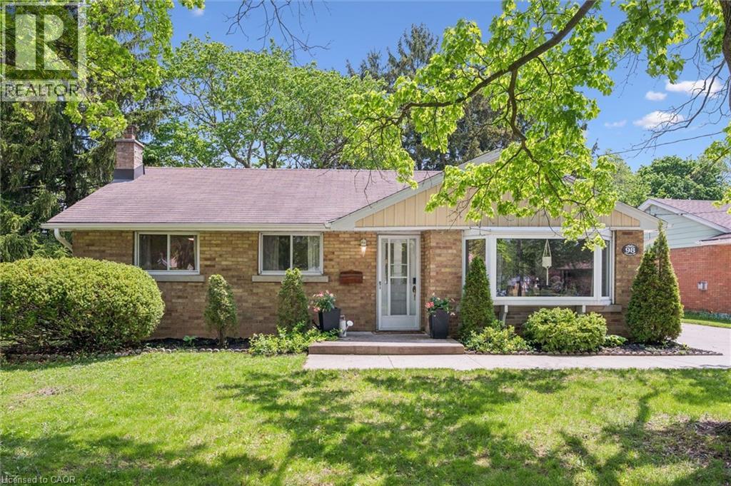 98 Chelsea Road, Kitchener, Ontario  N2B 1H9 - Photo 1 - 40830763