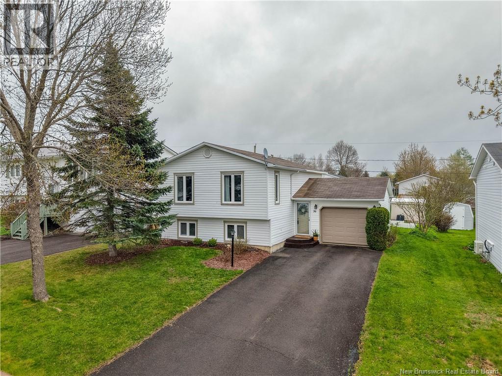 36 James Street, Fredericton, New Brunswick  E3G 5V6 - Photo 2 - NB139492