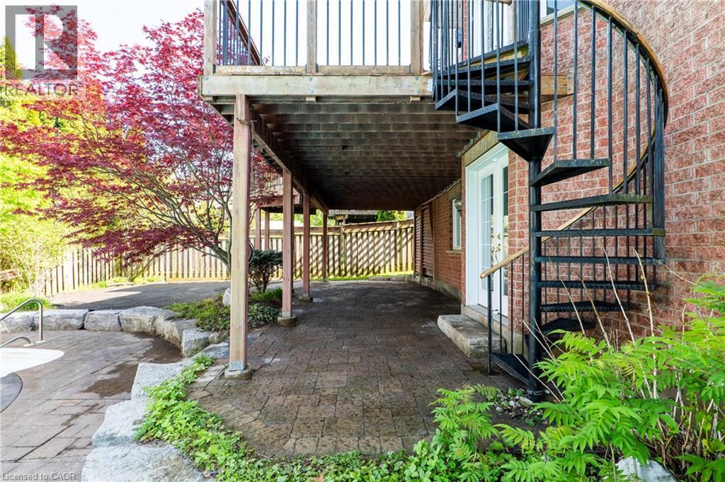 314 Old Chicopee Trail, Kitchener, Ontario  N2A 4C8 - Photo 5 - 40823773