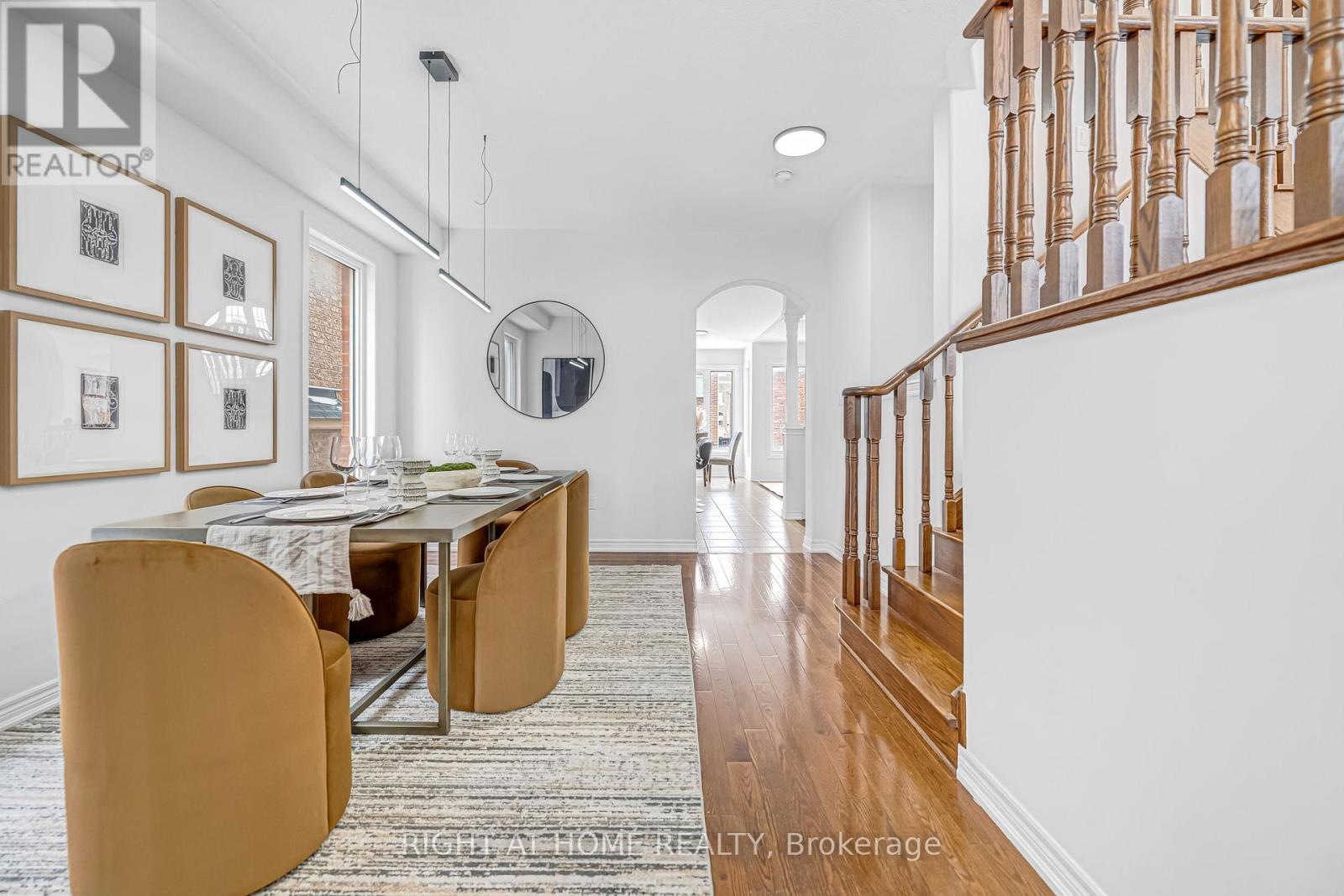 38 Kellington Trail, Whitchurch-Stouffville, Ontario  L4A 1X6 - Photo 4 - N12858566