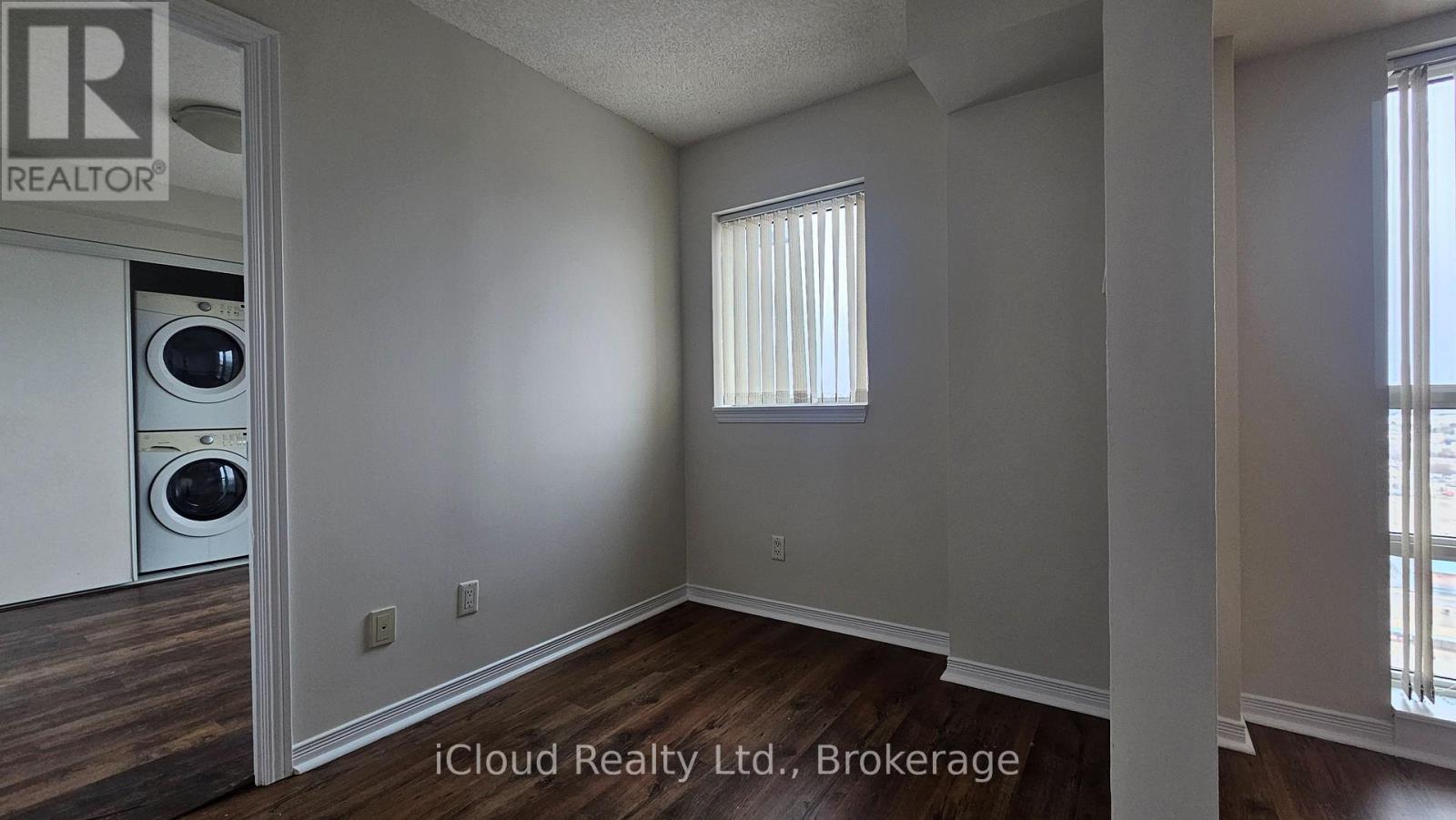 2001 - 215 Queen Street E, Brampton, Ontario  L4W 0A9 - Photo 27 - W13147452