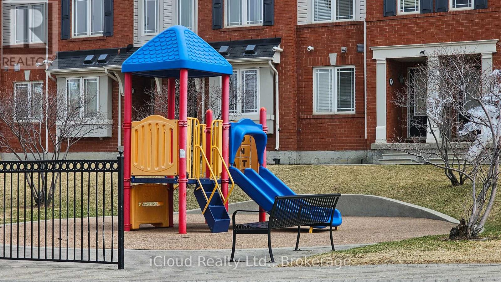 2001 - 215 Queen Street E, Brampton, Ontario  L4W 0A9 - Photo 31 - W13147452
