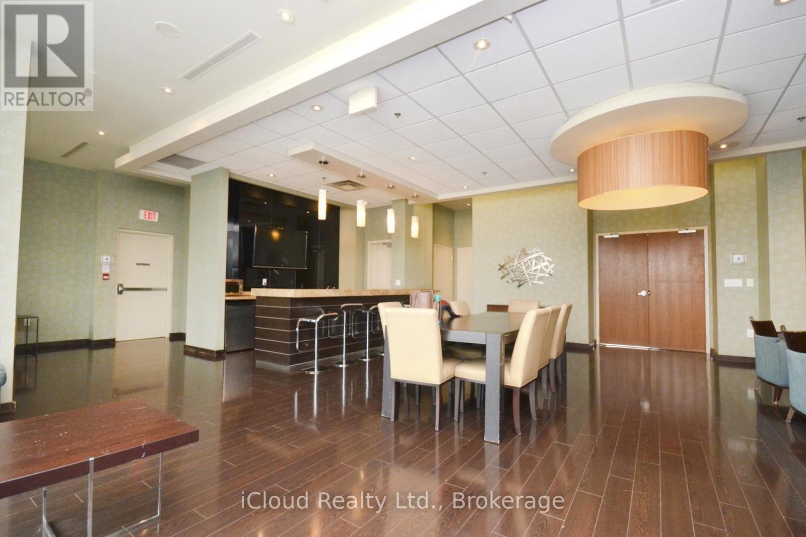 2001 - 215 Queen Street E, Brampton, Ontario  L4W 0A9 - Photo 35 - W13147452