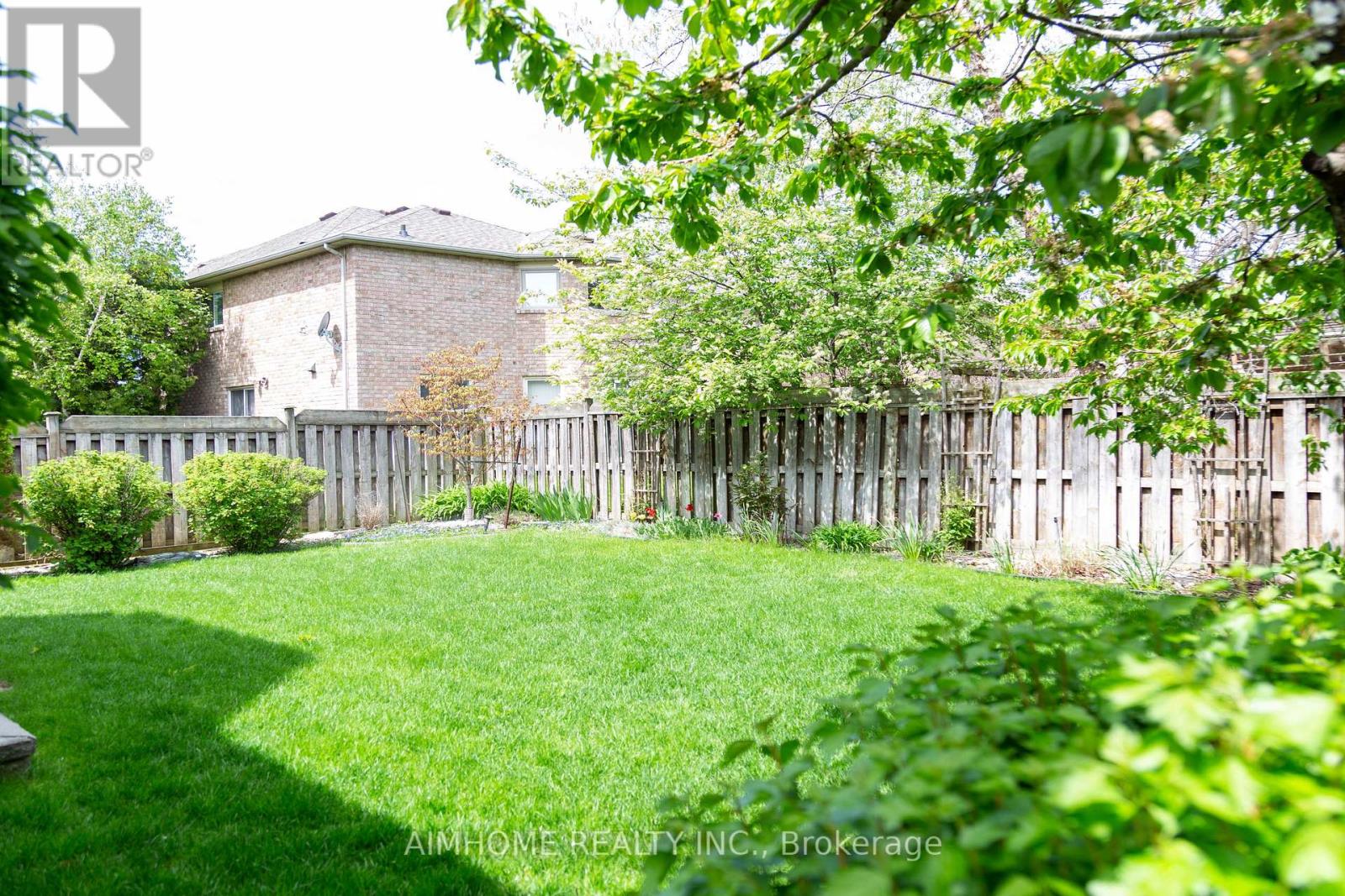 3295 Bloomfield Drive, Mississauga, Ontario  L5N 6X7 - Photo 34 - W13147486