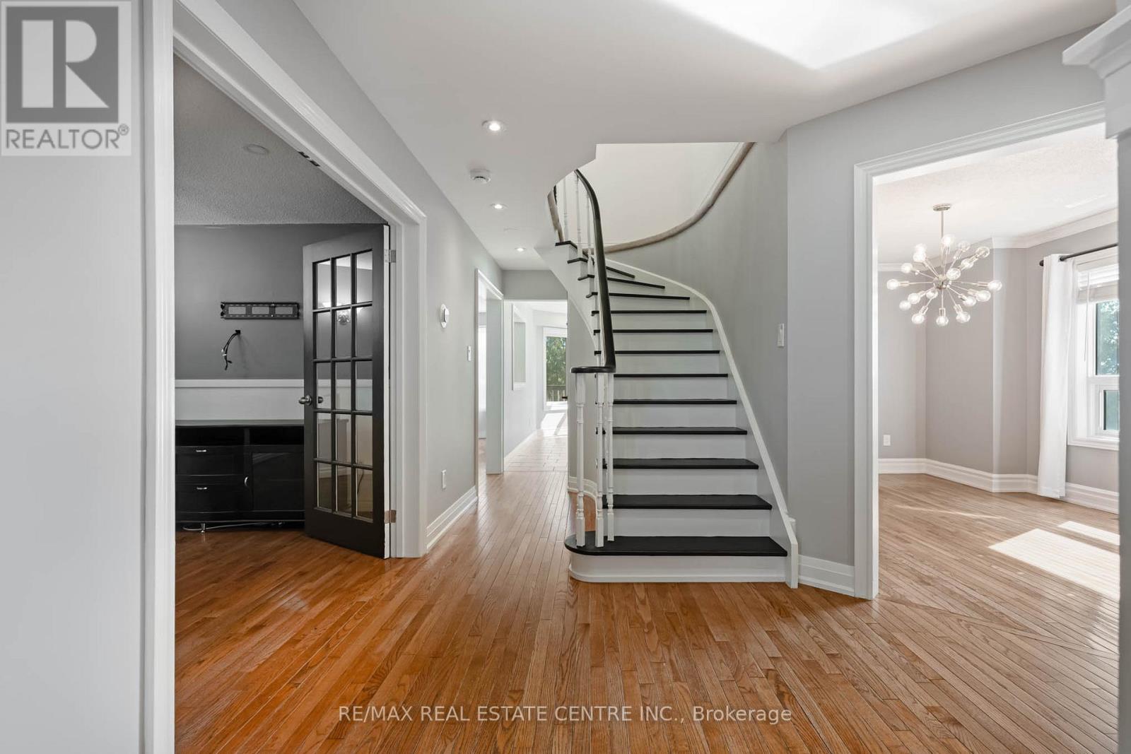 292 Lisa Marie Drive, Orangeville, Ontario  L9W 4P4 - Photo 5 - W13147506