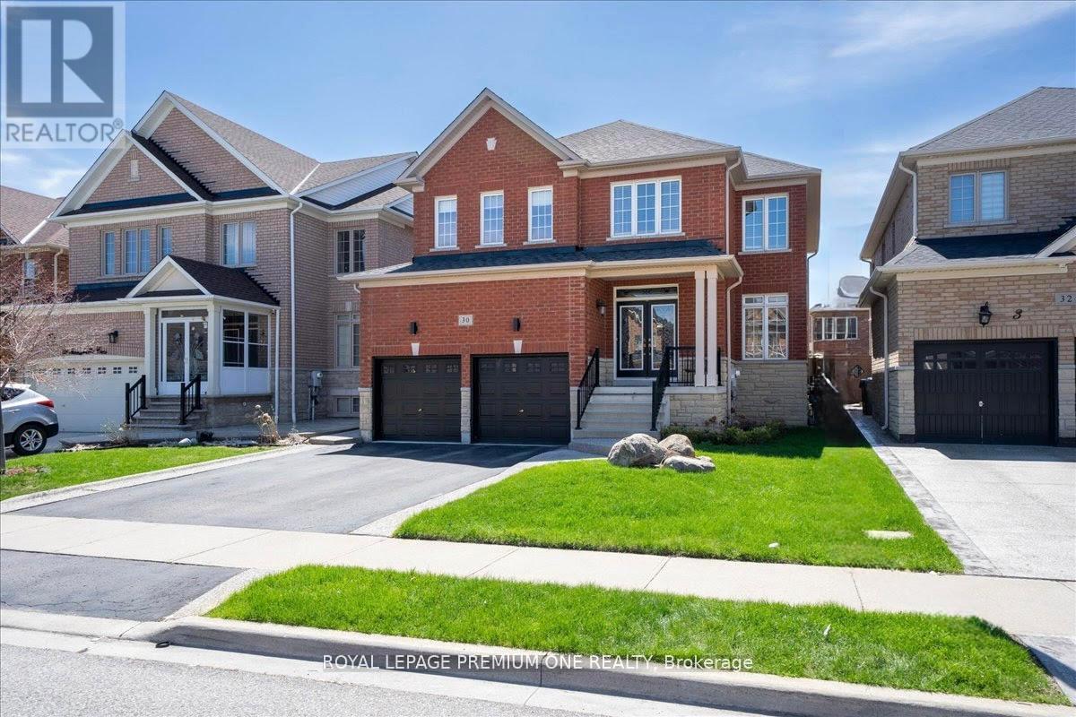 30 Monabelle Crescent, Brampton, Ontario  L6P 1W5 - Photo 2 - W13147528