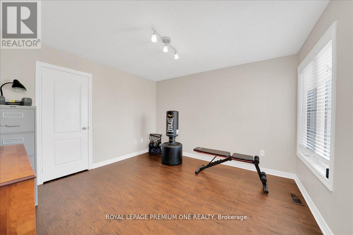 30 Monabelle Crescent, Brampton, Ontario  L6P 1W5 - Photo 33 - W13147528