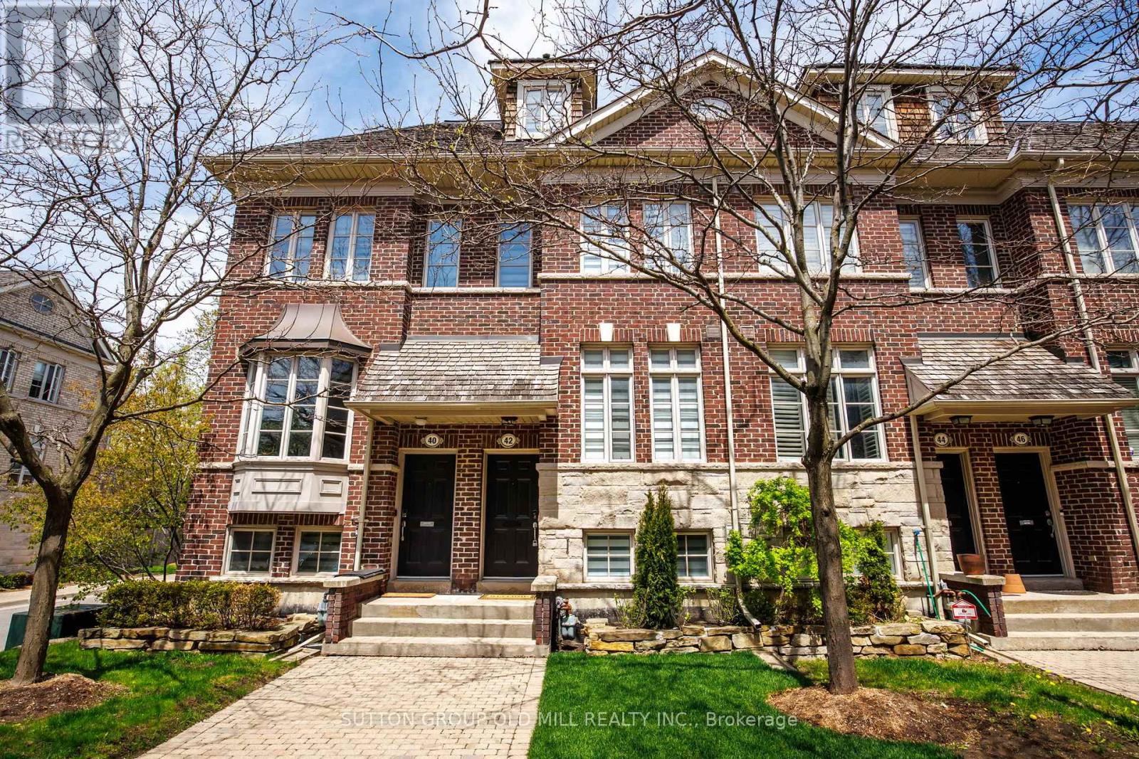 42 FURROW LANE
