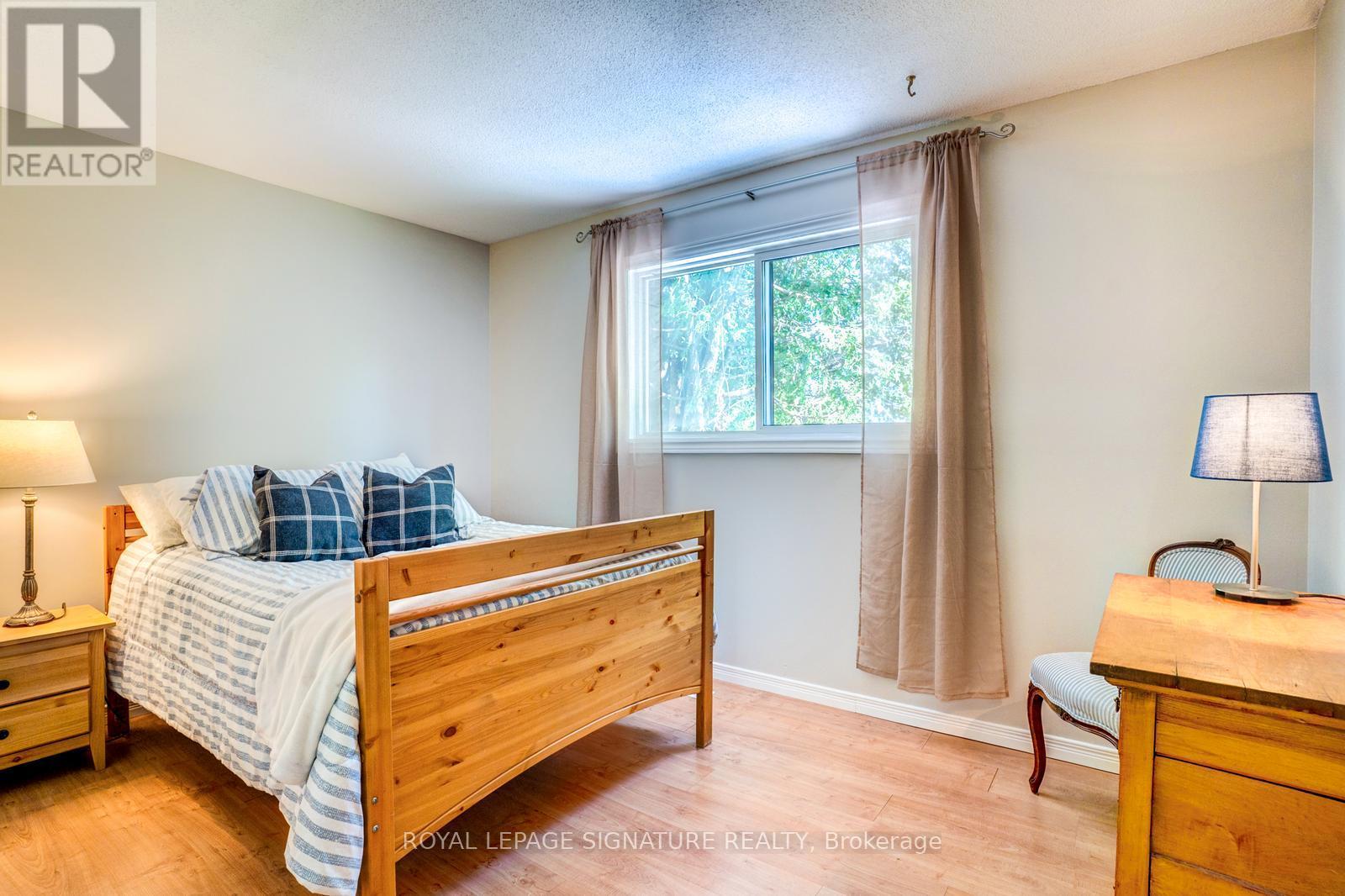 17 Mitchell Avenue, Brampton (Heart Lake West), Ontario  L6Z 1H2 - Photo 18 - W13147560