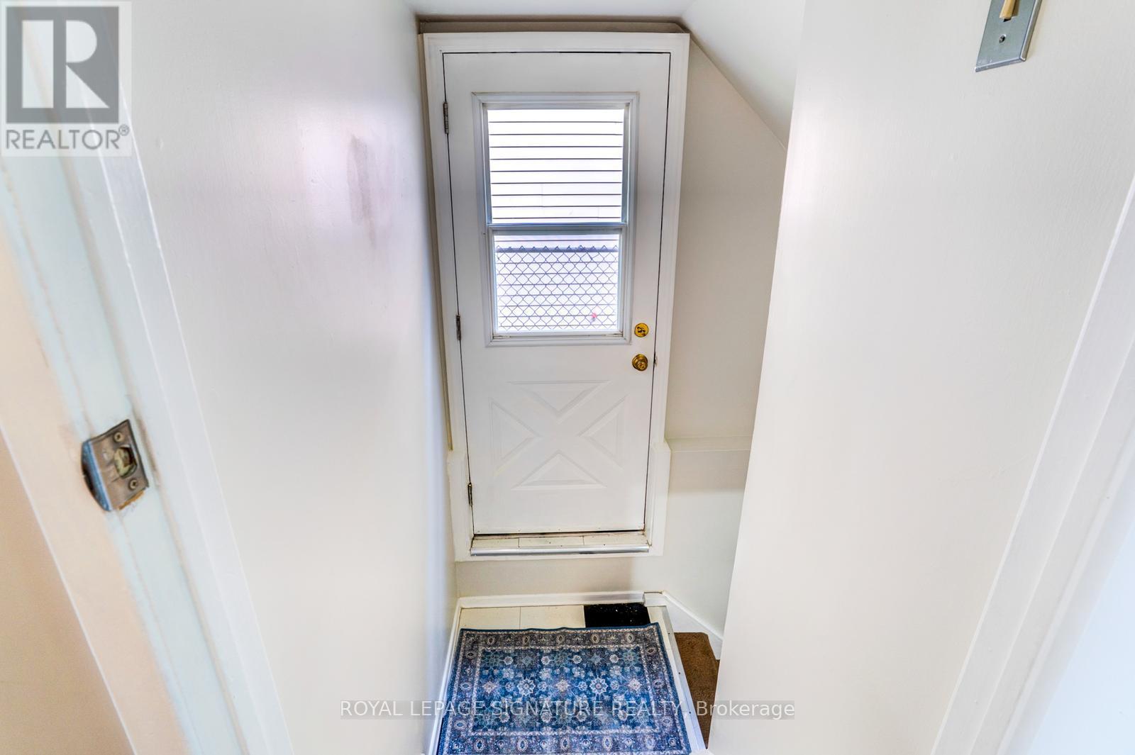 17 Mitchell Avenue, Brampton (Heart Lake West), Ontario  L6Z 1H2 - Photo 22 - W13147560