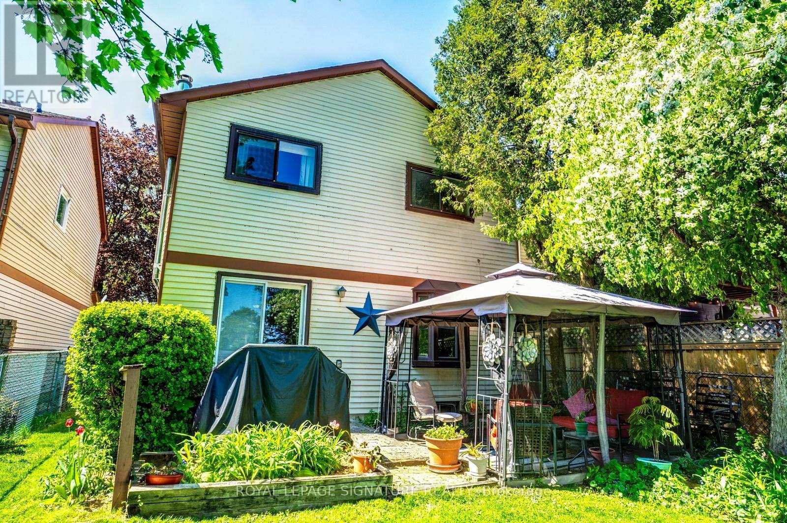 17 Mitchell Avenue, Brampton (Heart Lake West), Ontario  L6Z 1H2 - Photo 28 - W13147560