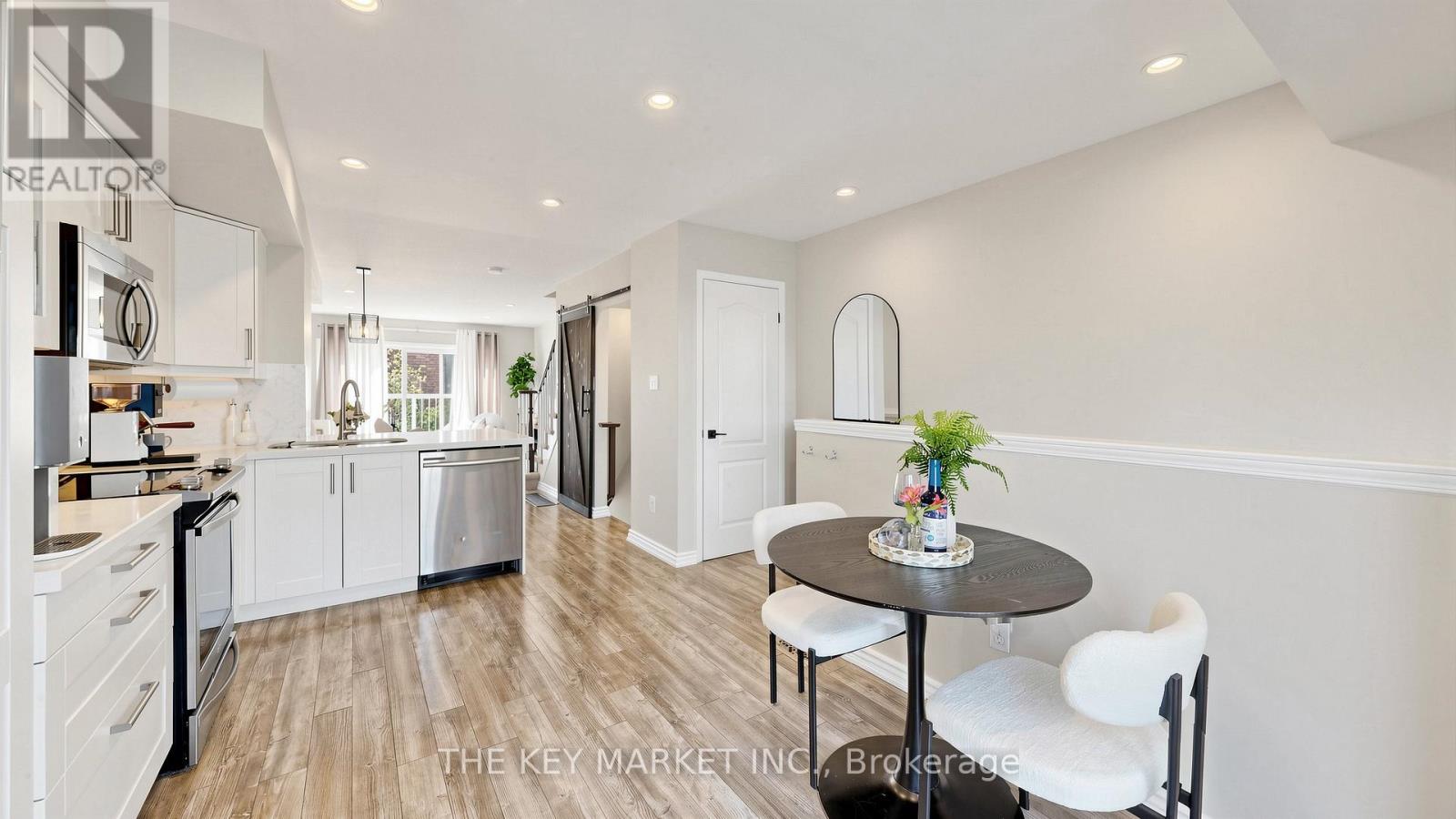 14 - 435 English Rose Lane, Oakville, Ontario  L6H 7S9 - Photo 10 - W13147572