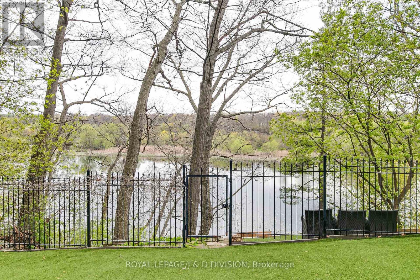 76 Brule Gardens, Toronto, Ontario  M6S 4J2 - Photo 44 - W13147586
