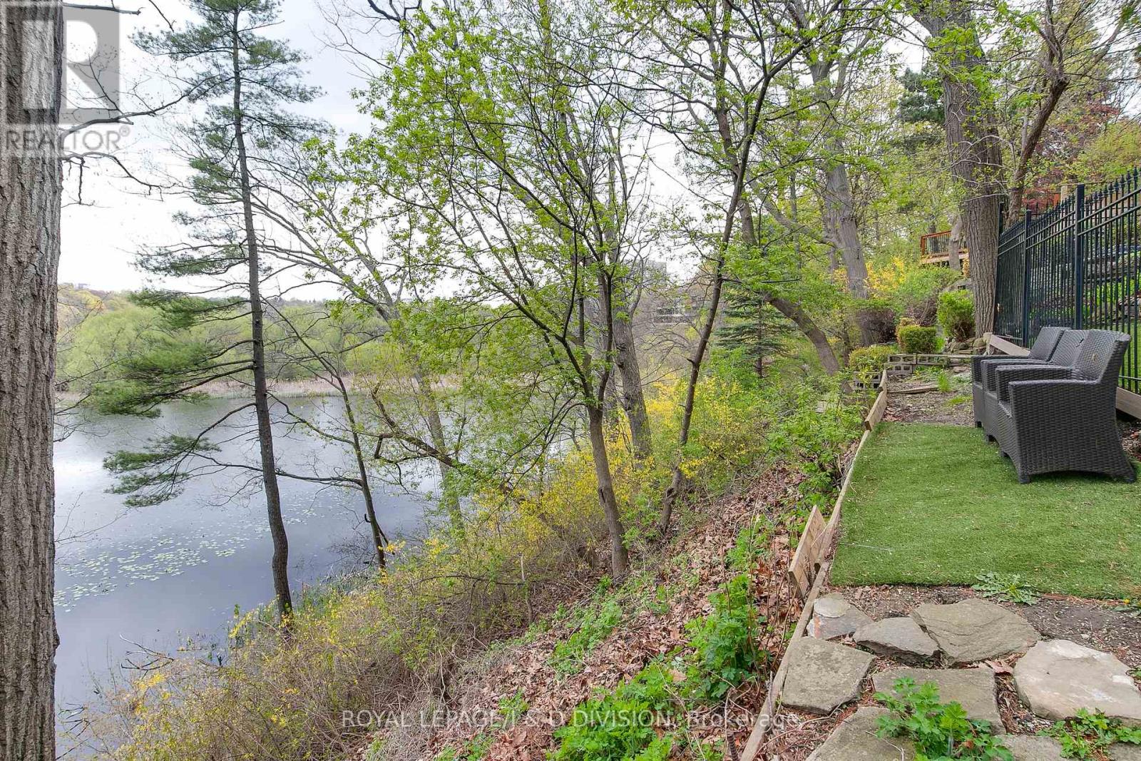 76 Brule Gardens, Toronto, Ontario  M6S 4J2 - Photo 45 - W13147586