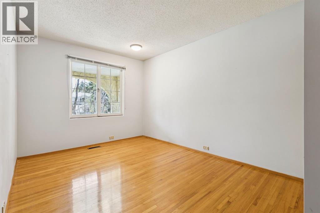 40 Varston Place NW, Calgary, Alberta  T3A 0B7 - Photo 30 - A2312406