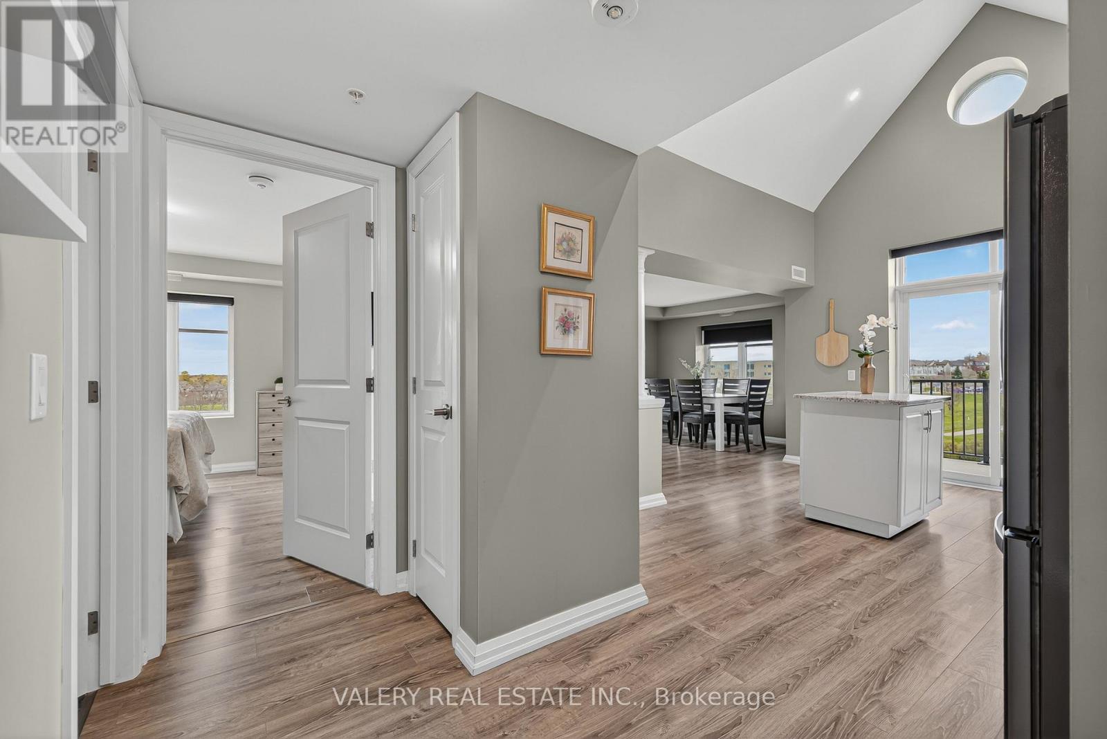 701 - 778 Laurelwood Drive, Waterloo, Ontario  N2V 0G3 - Photo 3 - X13147558