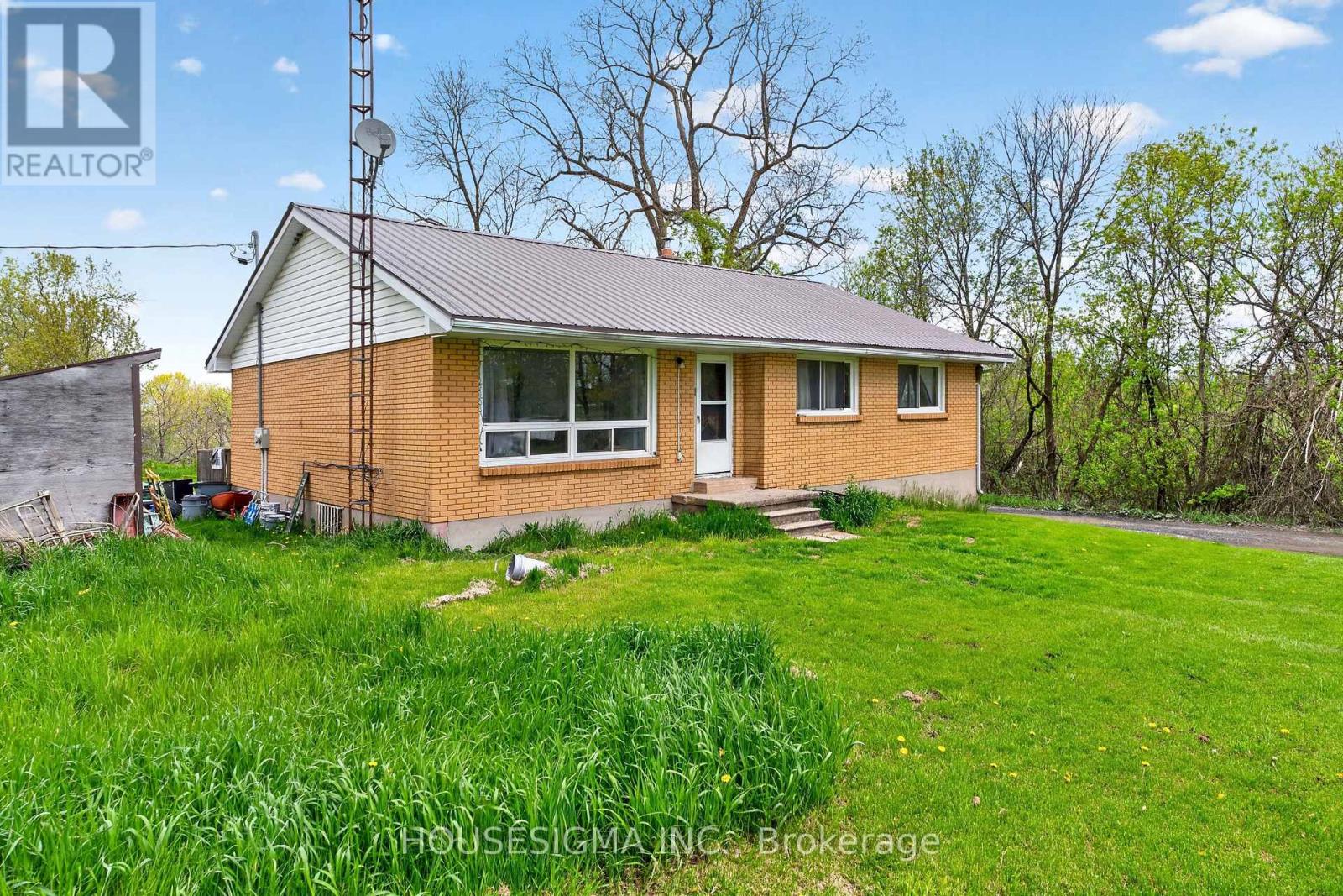 2418-2420 Rutledge Road, Frontenac, Ontario K0H 2T0 - Photo 2 - X13147588