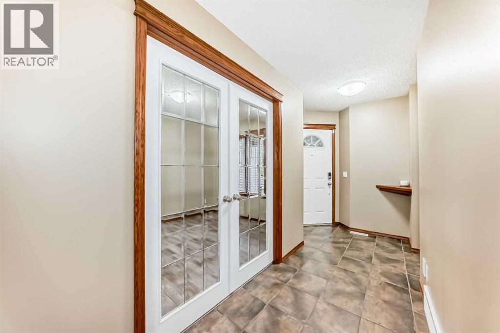 40 Tuscany Vista Crescent NW, Calgary, Alberta  T3L 2Z9 - Photo 5 - A2310989
