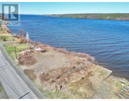 12 Lakeview Drive