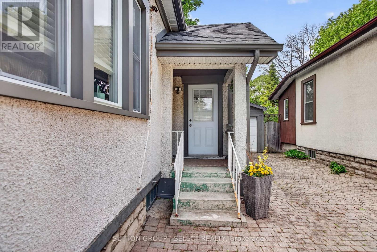 14 Arthur Street, London East (East F), Ontario  N5Y 3B9 - Photo 3 - X13147630