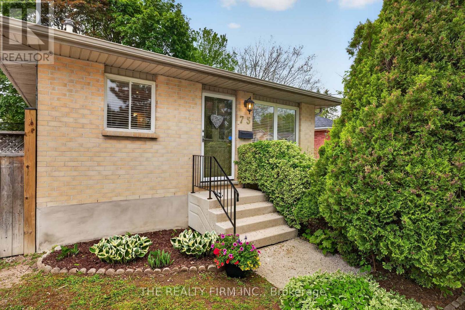 75 Briscoe Street W, London South (South E), Ontario  N6J 1M6 - Photo 3 - X13147640