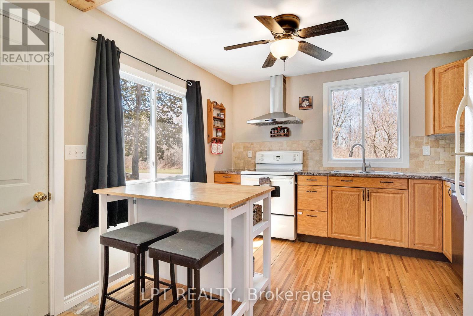 198 Munroe Street, West Elgin, Ontario  N0L 2P0 - Photo 17 - X13147642