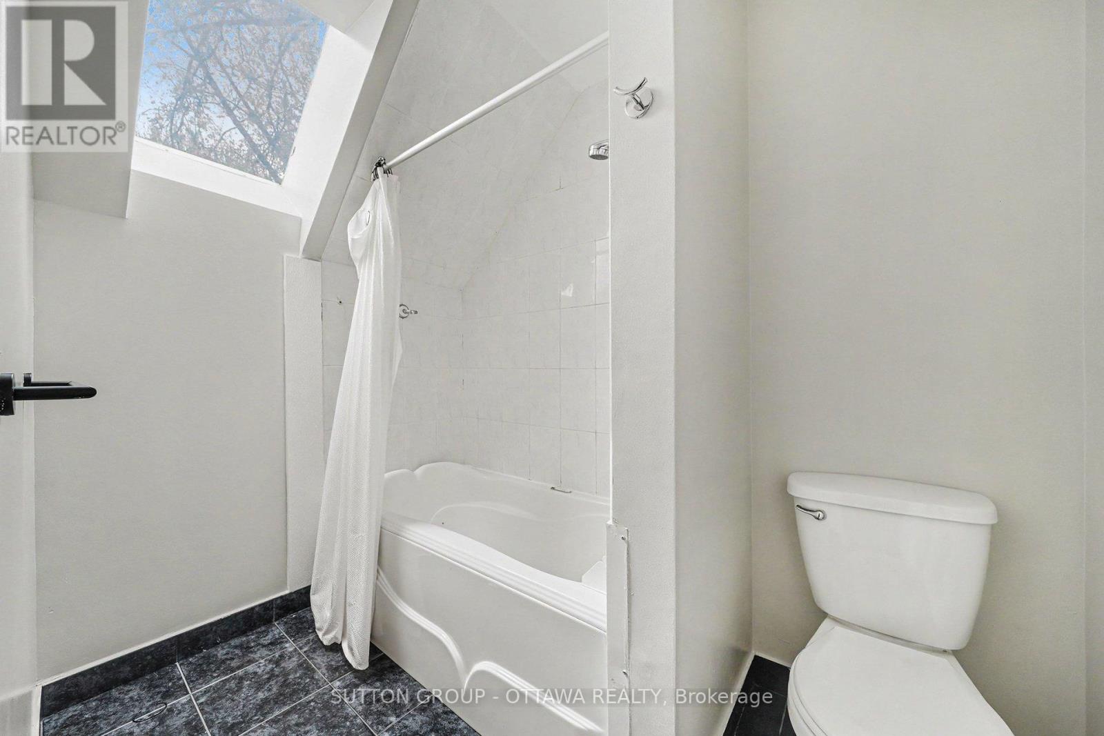 73 Scrivens Street, Ottawa, Ontario K2B 8N2 - Photo 17 - X13147672