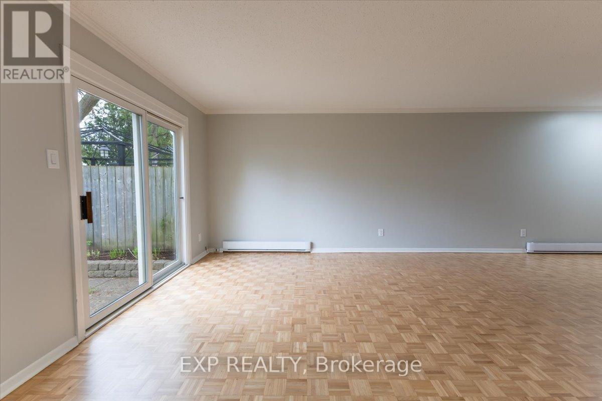 15 Jansen Road, Ottawa, Ontario  K2H 5W6 - Photo 12 - X13146778