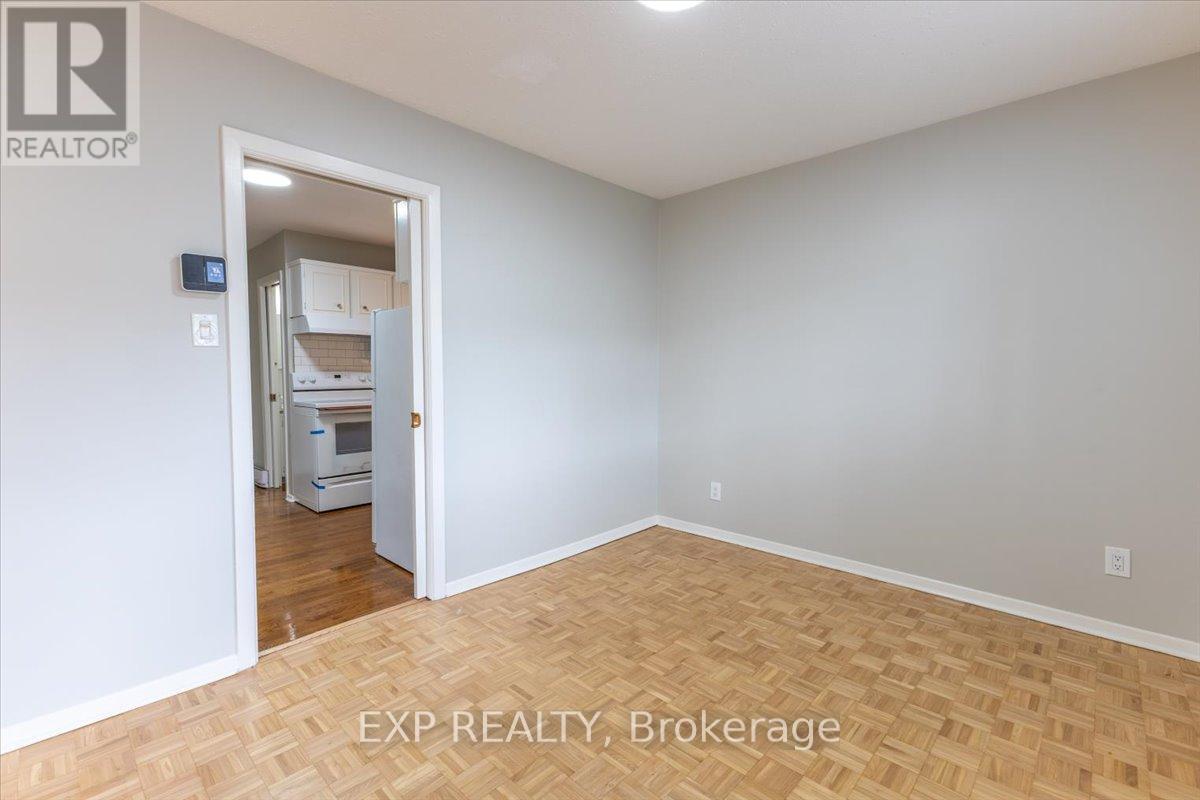 15 Jansen Road, Ottawa, Ontario  K2H 5W6 - Photo 13 - X13146778