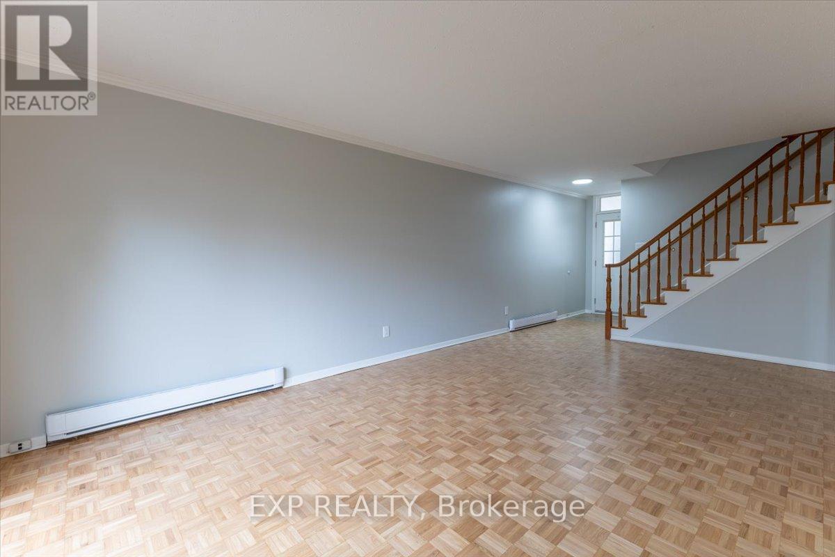 15 Jansen Road, Ottawa, Ontario  K2H 5W6 - Photo 7 - X13146778