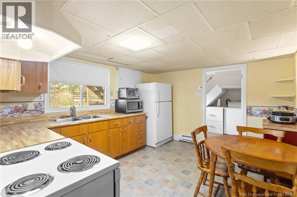 305 Maple Street, Fredericton, New Brunswick  E3A 3R3 - Photo 31 - NB139096