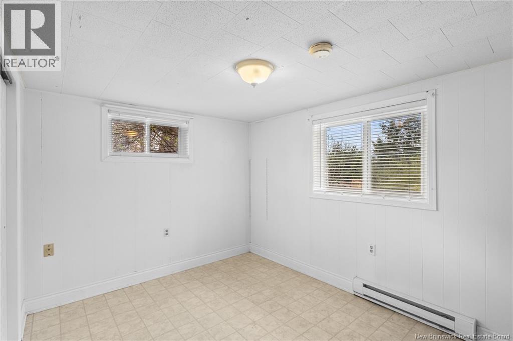 305 Maple Street, Fredericton, New Brunswick  E3A 3R3 - Photo 38 - NB139096