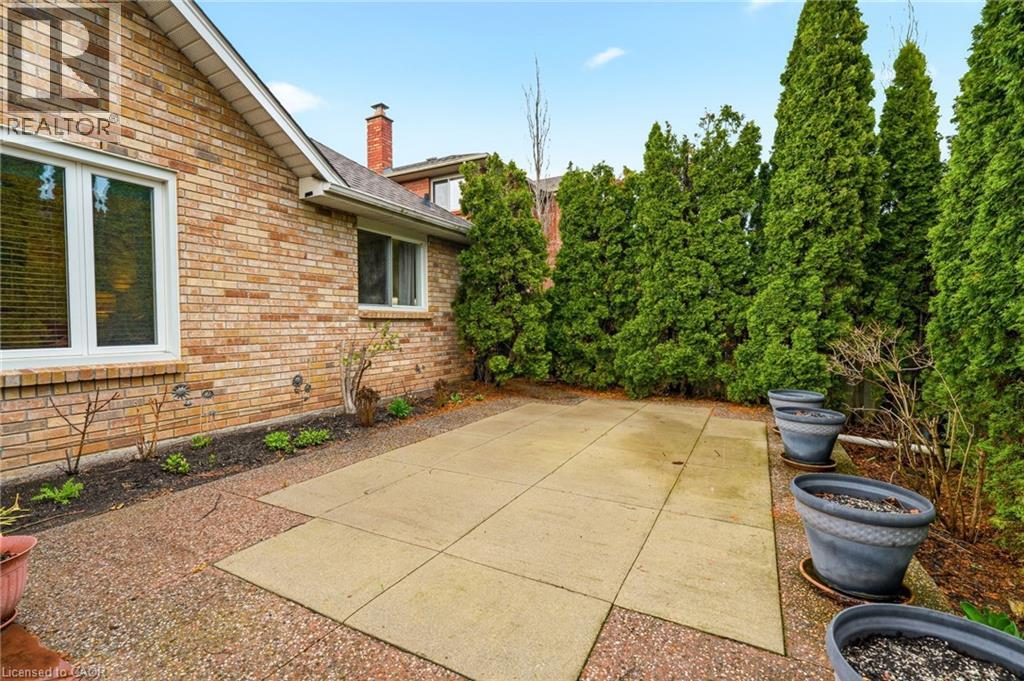 1156 Augustus Drive, Burlington, Ontario  L7S 2K5 - Photo 47 - 40821704