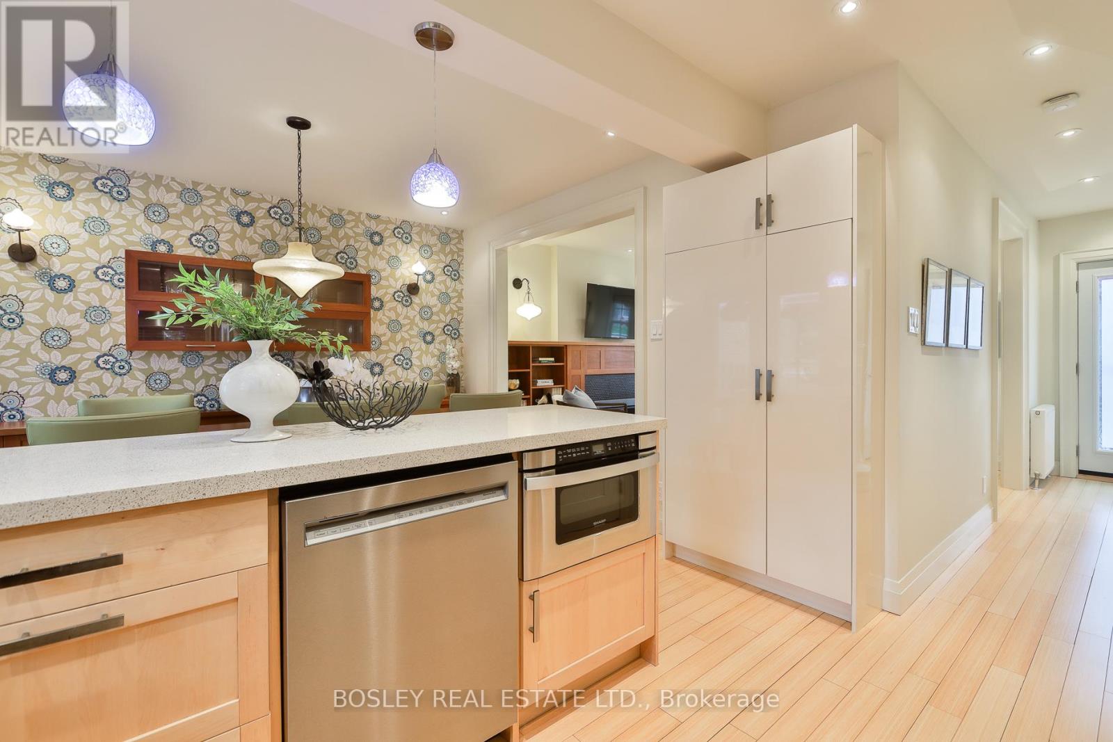 164 Hanna Road, Toronto, Ontario  M4G 3N8 - Photo 17 - C13147644