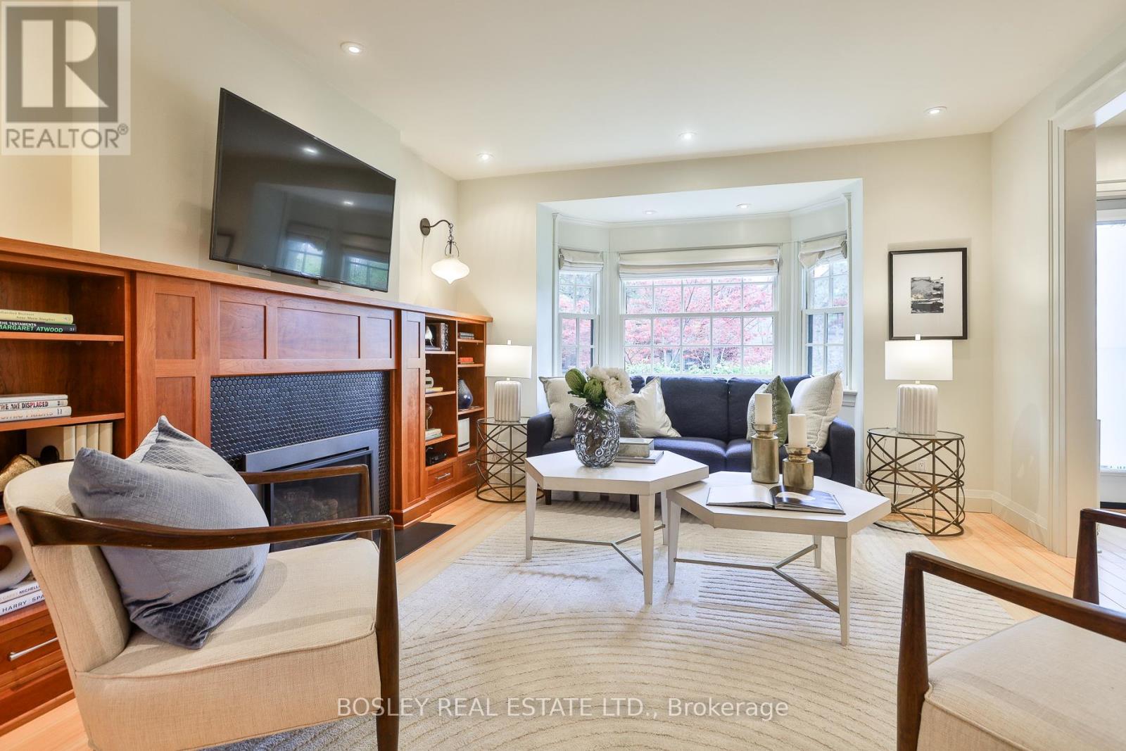 164 Hanna Road, Toronto, Ontario  M4G 3N8 - Photo 4 - C13147644