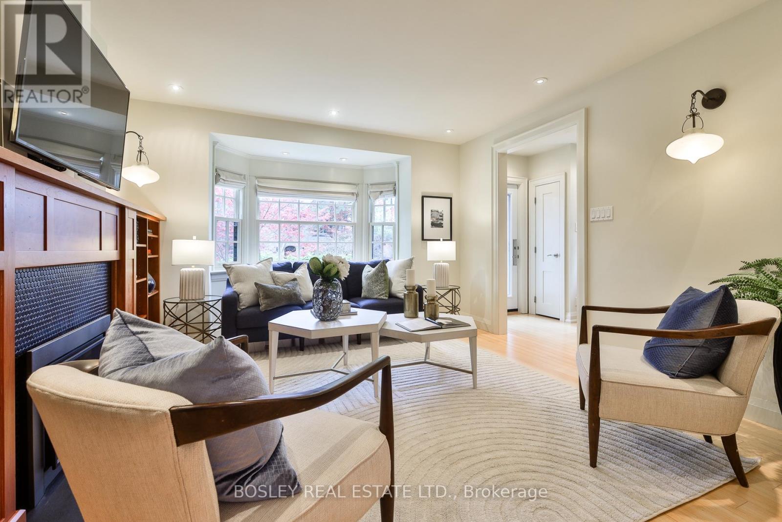 164 Hanna Road, Toronto, Ontario  M4G 3N8 - Photo 6 - C13147644