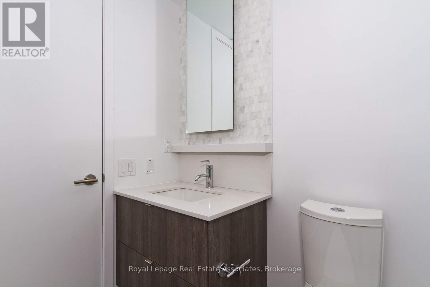 Ph1 - 138 St Helens Avenue, Toronto, Ontario M6H 0B8 - Photo 10 - C13147670